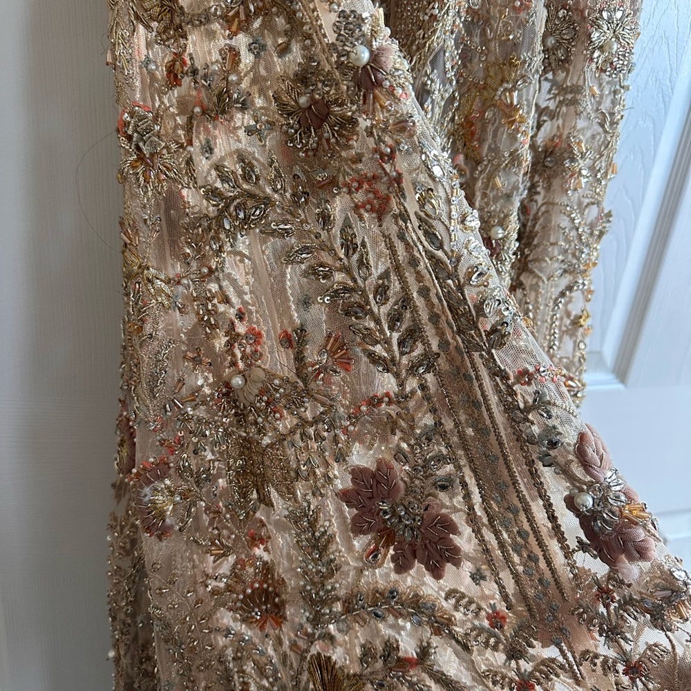 Pakistani/Indian bridal lengha - Picture 8 of 15